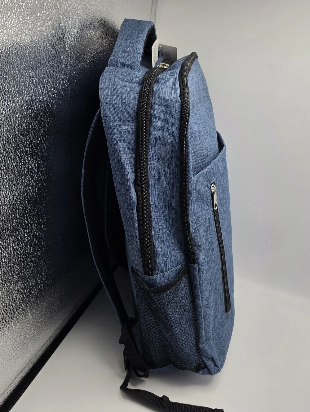 Hybrid Green Label Unisex Backpack With Cushioned Straps Color Blue